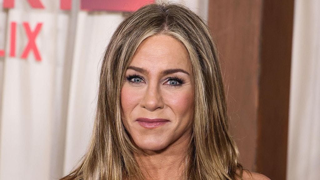 Jennifer Aniston otti kantaa somekeskusteluun.