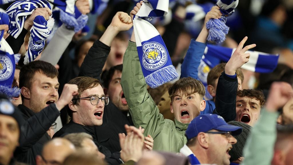 Leeds-fanit saivat anteeksipyynnön.