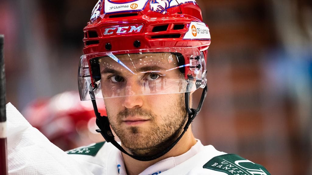Kasper Kotkansalo jatkaa HIFK:ssa vuoden pahvilla.
