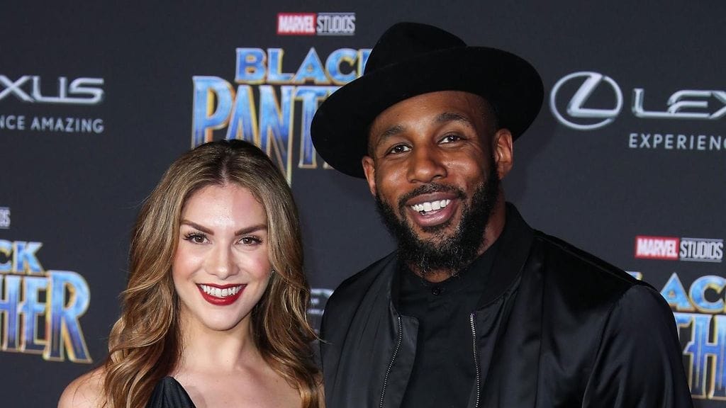 Allison Holker ja Stephen "tWitch" Boss menivät naimisiin vuonna 2013 ja juhlivat yhdeksättä hääpäiväänsä vain päiviä ennen Stephenin kuolemaa joulukuussa 2022.