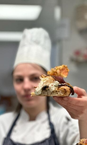 forzan-palapizzat-ovat-kuohkeita-ja-rapeita