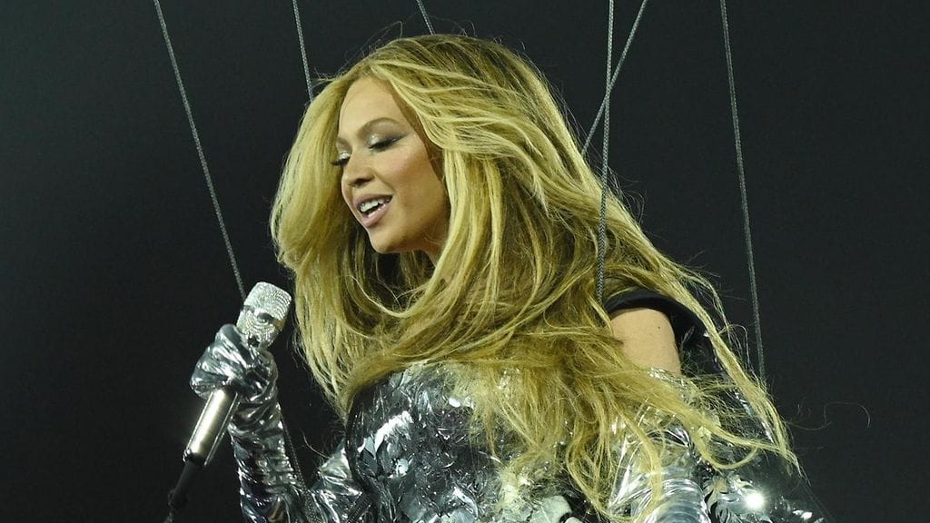 Vuonna 2016 Beyonce tuki demokraattien Hillary Clintonin presidentinvaalikampanjaa.