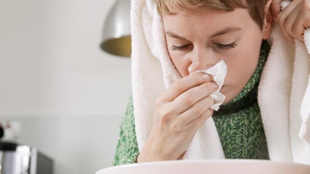 Höyryhengitys on yksi keino avata hengitysteitä.