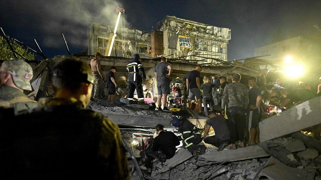 Kuolonuhrien joukossa on kerrottu olevan alaikäinen ja haavoittuneiden joukossa viime vuonna syntynyt lapsi.