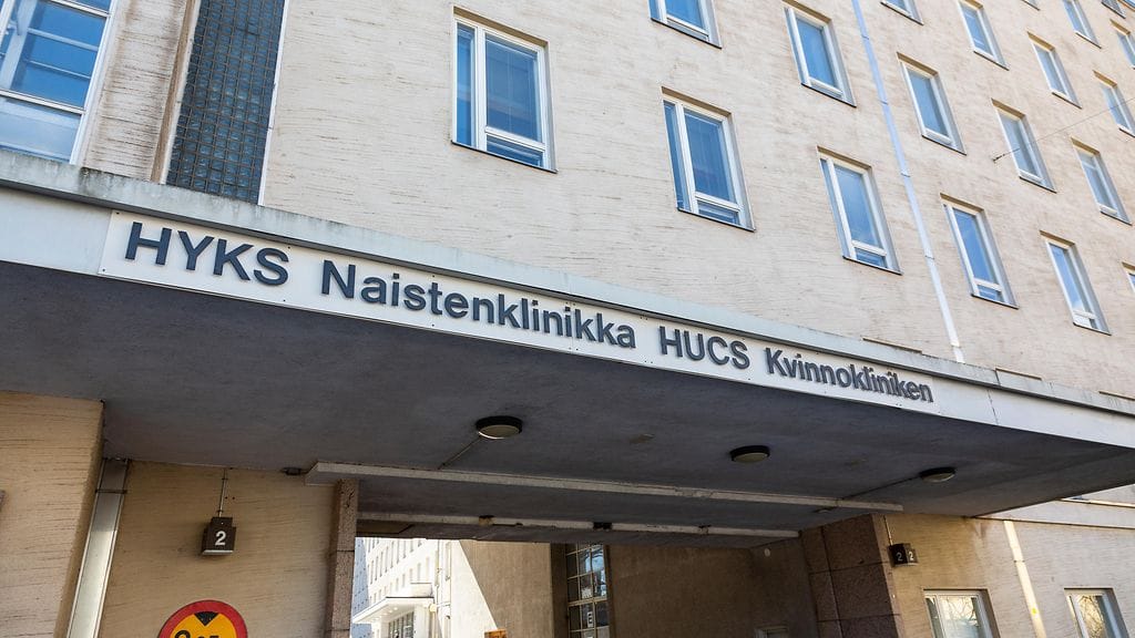 AOP, naistenklinikka