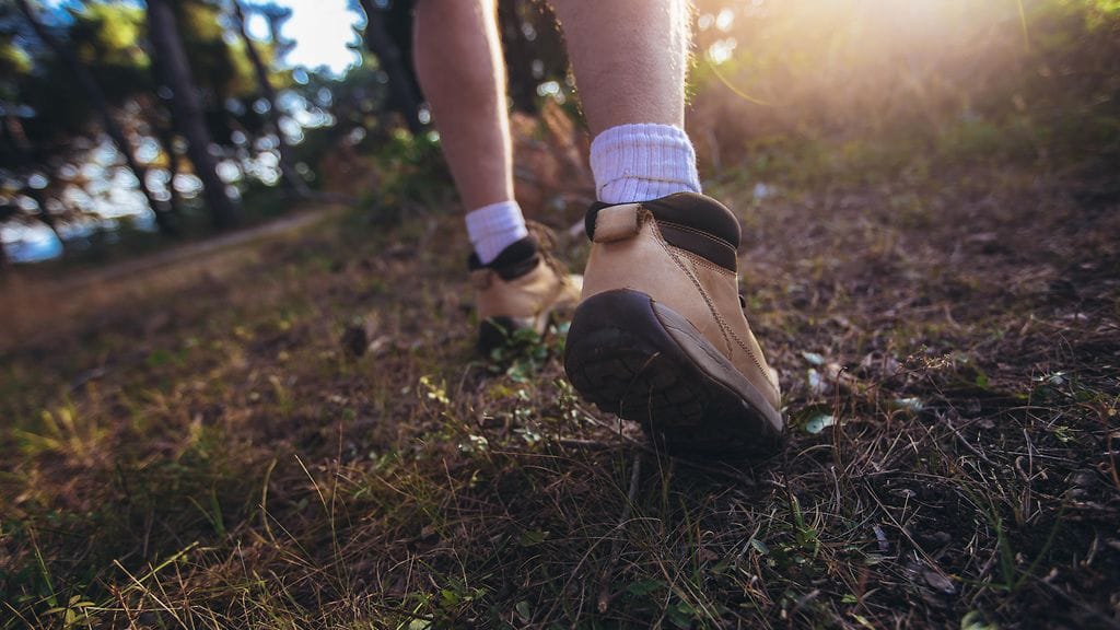 Mitä on "soft hiking"? Tästä on kyse lempeässä patikoinnissa tai höntsäpatikoinnissa.