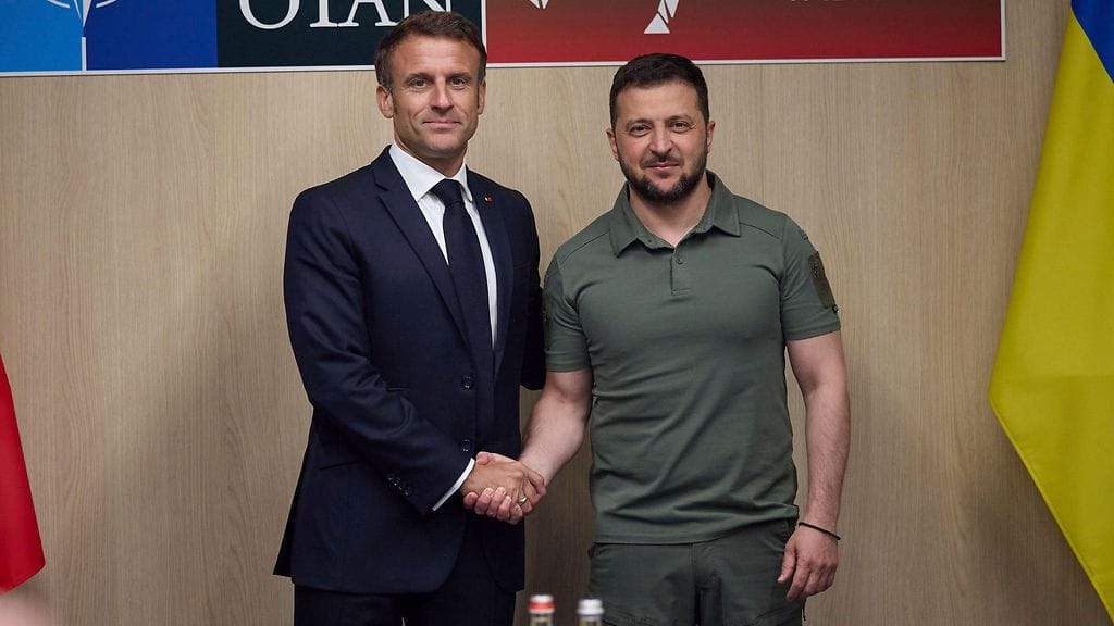 Ranskan presidentti Emmanuel Macron ja Ukrainan presidentti Volodymyr Zelenskyi