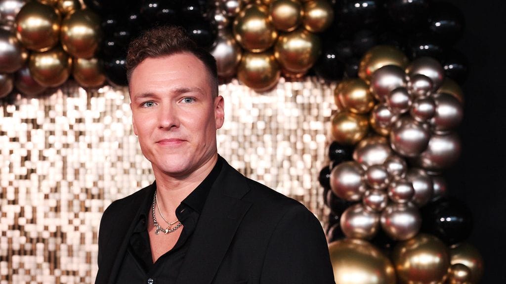 Anssi Heikkilä on tähtiopettajana Tanssii Tähtien Kanssa -ohjelman belgialaisessa versiossa.