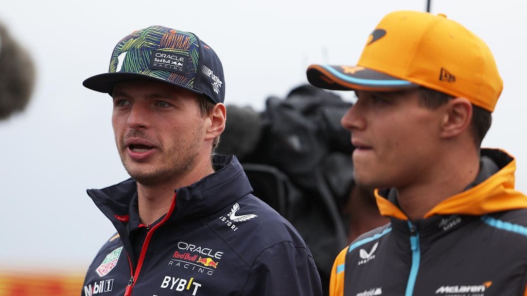 Nähdäänkö Lando Norris (oik.) jatkossa Max Verstappenin tallikaverina Red Bullilla?