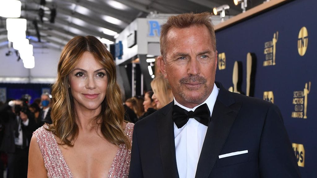 Kevin Costner ja Christine Baumgartner ovat päässeet sopuun avioeroonsa liittyvissä asioissa.