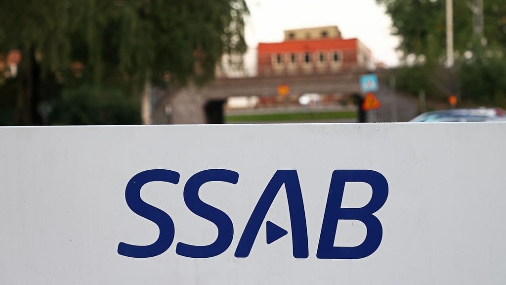 Noin 20 henkilöä on sairastunut SSAB:n Ruotsin Luulajaan rakennettavan uuden terästehtaan rakennustyömaalla.