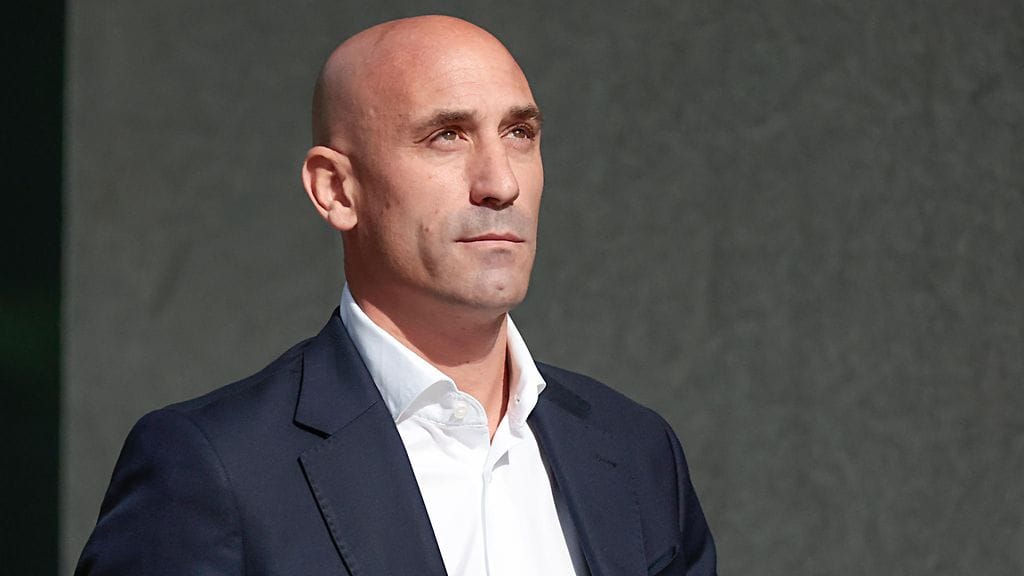 Luis Rubiales asetettiin kolmen vuoden toimintakieltoon.