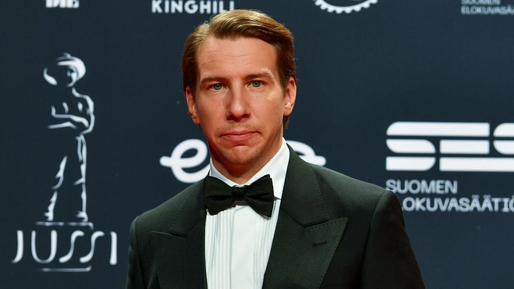 Näyttelijä Aku Hirviniemen Helsingin Punavuoressa sijaitsevassa liikkeessä arvokelloa yritettiin ostaa rikollisella rahalla.