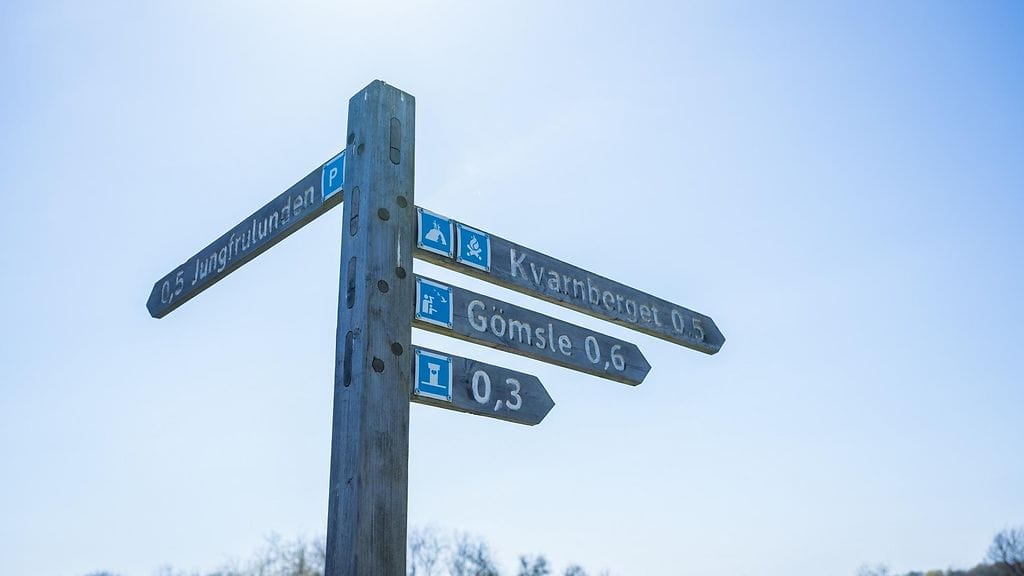 Uhri löydettiin hirtettynä Hjälstavikenin luonnonsuojelualueella.