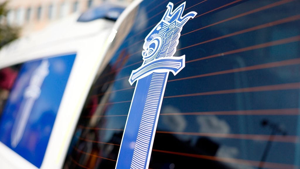 Helsingin poliisi on selvittänyt syksyn aikana kahta rikossarjaa, joissa nuoria ihmisiä epäillään ryöstöistä ja pahoinpitelyistä eri puolilla Helsinkiä. Kuvituskuva.