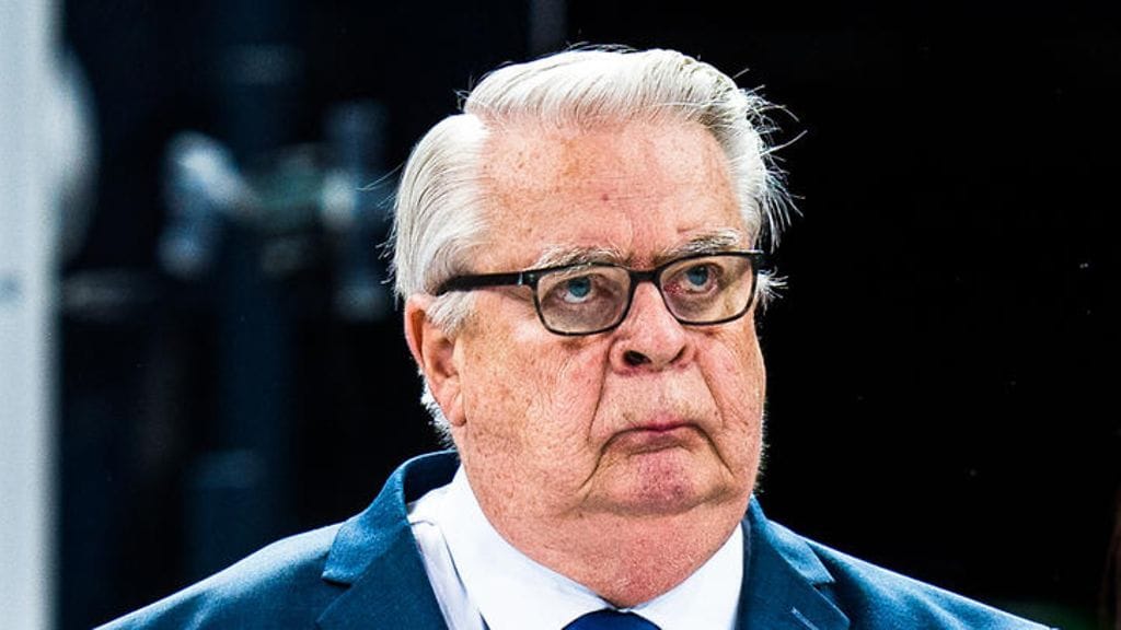 Kalervo Kummola pöyristyi KOK:n päätöksestä.