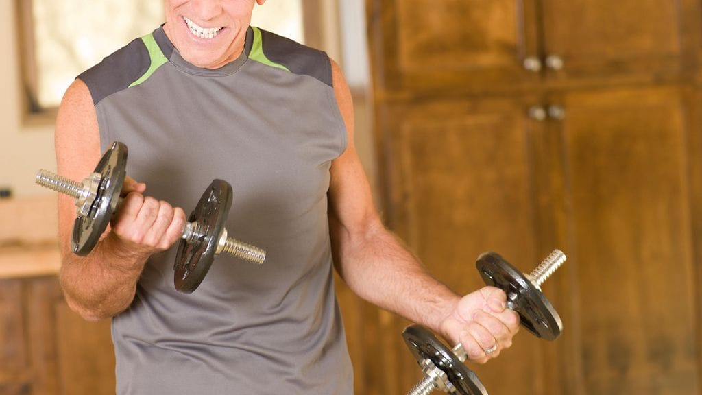 Kehonrakentajan painava viesti on, että koskaan ei ole kyseiseenkään lajiin liian vanha. Kuvituskuva.