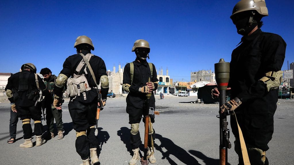 Arkistokuva. Huthikapinallisia Sanaassa.