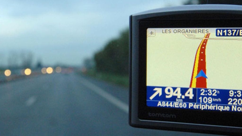 GPS:n lisäksi autoillessa kannattaa pitää mukana kartta ja maalaisjärki.