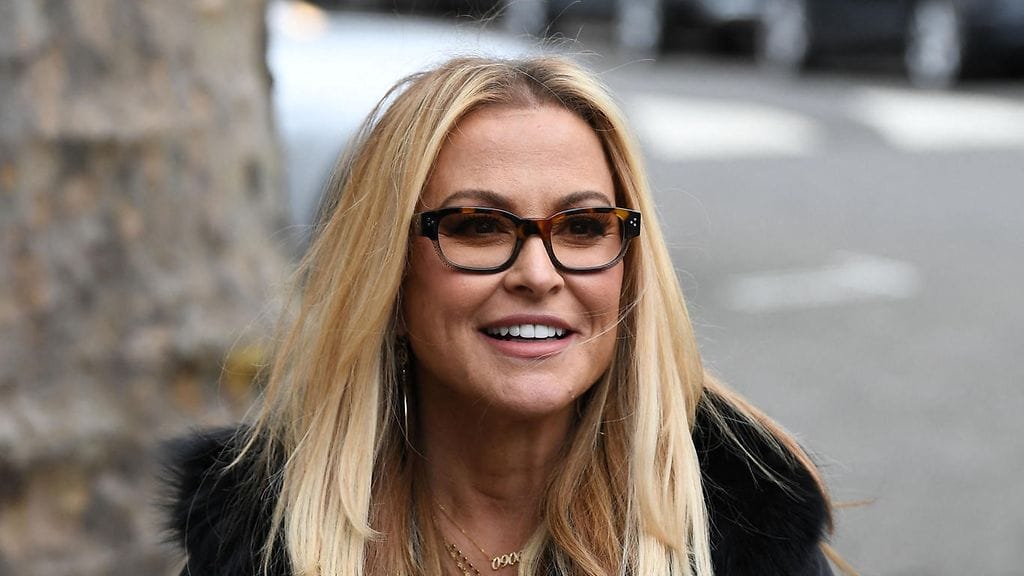 Anastacia julkaisi nostalgisen kuvan hittikappaleensa levynkannesta