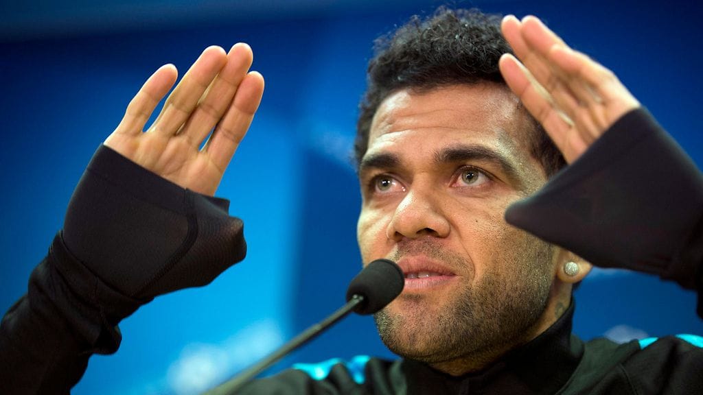 Dani Alves maksoi miljoonan euron takuut.