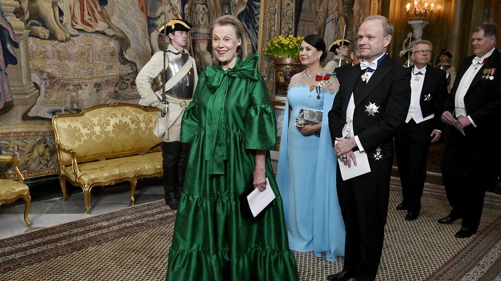 LK 230424 Arja Saijonmaa kuningasparin illallisilla Ruotsissa huhtikuussa 2024