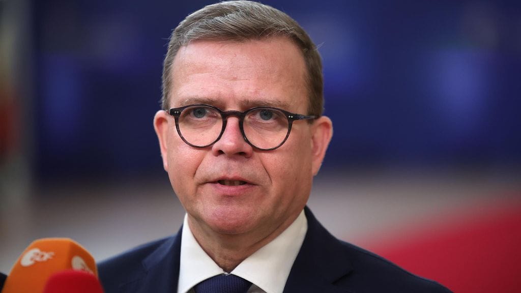 "Kiitos kaikesta rakas äiti", Orpo kirjoittaa.