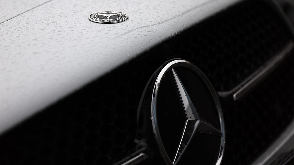 Auton hybridiakun hajoaminen voi tulla kalliiksi.