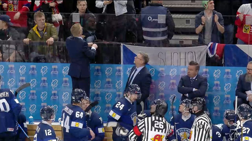 Leijonien haasto meni läpi – Tshekin avausmaali hylättiin