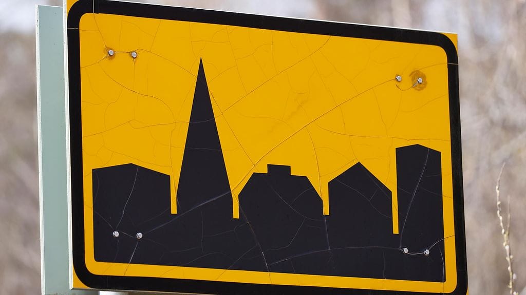 Ellei liikennemerkillä muuta osoiteta, taajama-alueella ajoneuvon suurin sallittu nopeus on 50 km/h.