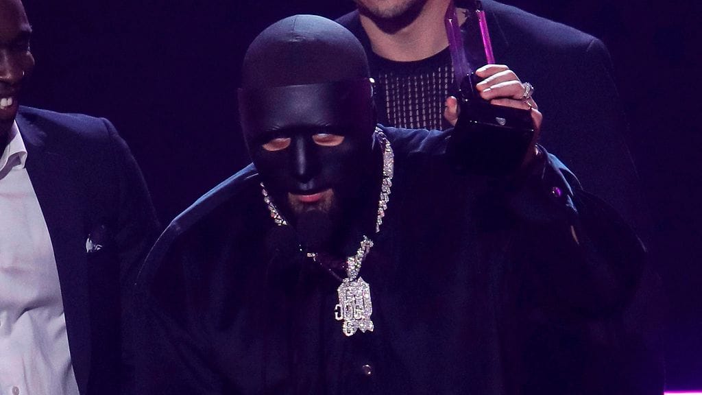 Kaksi henkilöä pidätettiin edesmenneen räppärin C.Gambinon ampumiseen liittyen torstai-iltana.