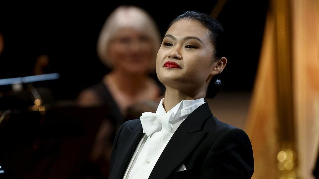 Vain 25-vuotias Jingjing Xu voitti Mirjam Helin -laulukilpailun Helsingissä.