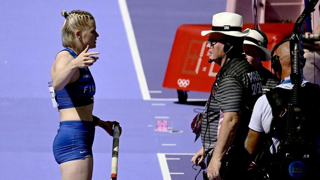 Wilma Murto joutui inttämään hyppyvuorostaan kisajärjestäjän tekemän mokan jälkeen.