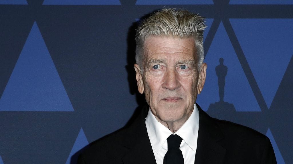 David Lynch sairastui keuhkolaajentumaan.