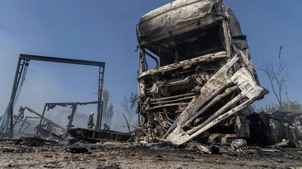 Ukrainan ilmavoimat havaitsivat varhain tiistaina Venäjän pommikoneiden lähteneen liikkeelle Engelsin kaupungista.