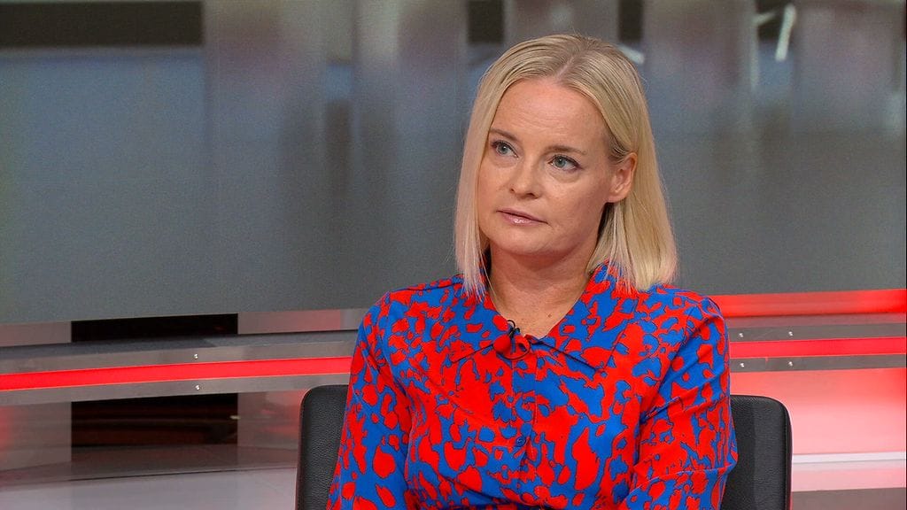 Hallituslähteet kritisoivat valtiovarainministeri Riikka Purran tapaa puuttua ministeriön sisällä jo tehtyihin säästöpäätöksiin.