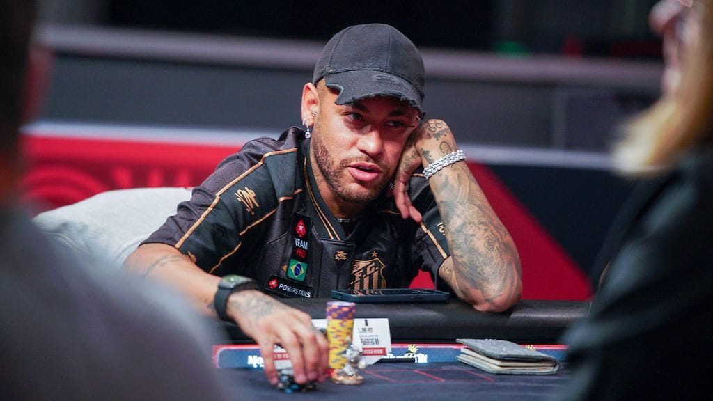 Neymar on pian viettänyt kokonaisen vuoden päivät poissa pelikentiltä.