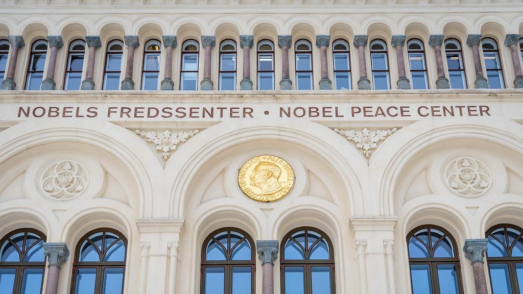 Nobel-komitea kertoo saaneensa tämän vuoden palkinnon saajaksi kaikkiaan 286 ehdotusta, joista vajaat 200 on henkilöitä ja loput järjestöjä.