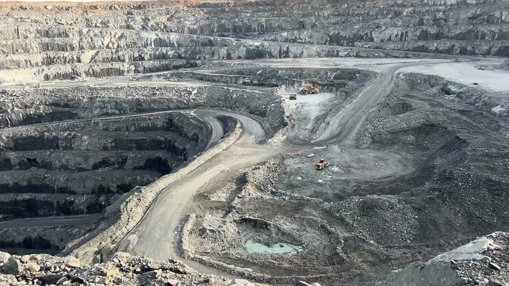 Kevitsan kaivos on Sodankylässä sijaitseva kupari- ja nikkelikaivos, joka aloitti toimintansa kesäkuussa 2012.