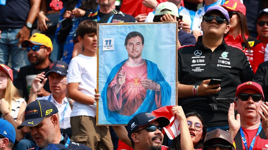 Sergio Perez suoriutui onnettomalla tavalla meksikolaisyleisön edessä.