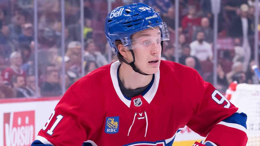 Oliver Kapanen pelasi Montreal Canadiensin riveissä 12 NHL-ottelua.