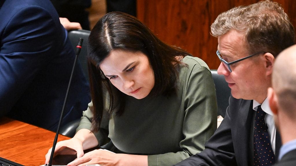 Sanni Grahn-Laasonen on raskaana ja laskettu aika on kesällä.