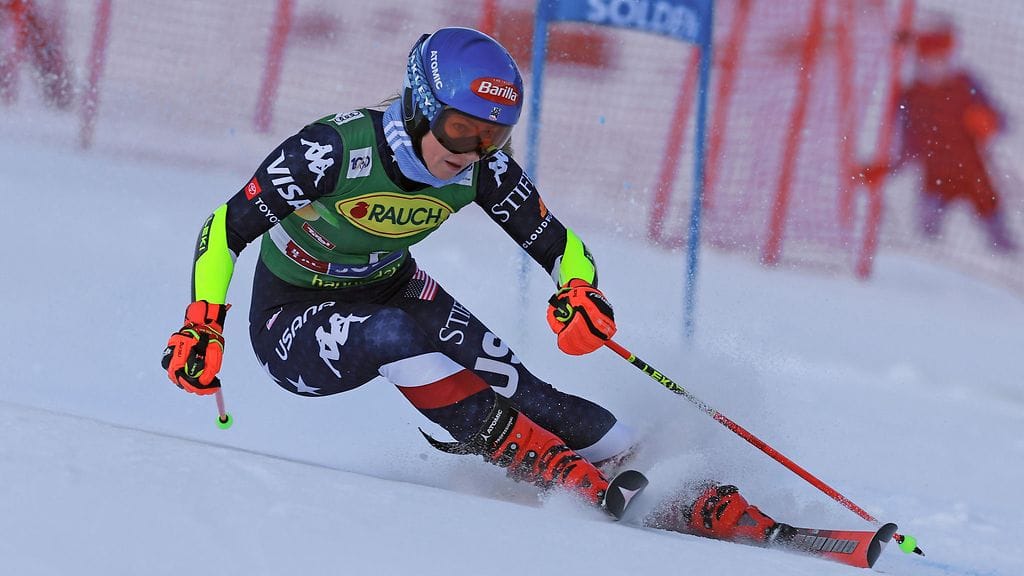 Mikaela Shiffrin tavoitteli sadatta maailmancupin osakilpailuvoittoaan.