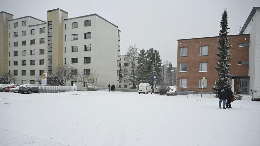 Epäillyn murhan paikka Kirstinmäki-tiellä Espoon Suvelassa 5. joulukuuta 2024.