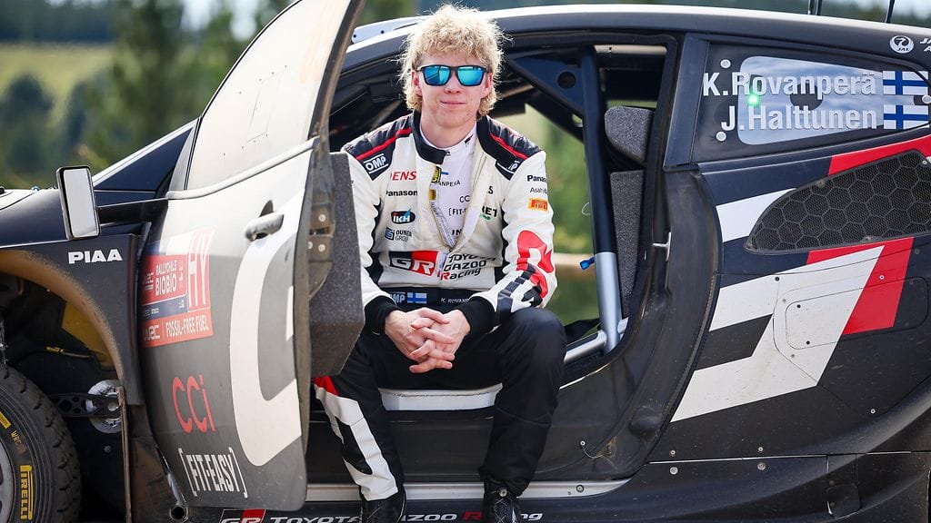 Kalle Rovanperä palaa koko kauden kuskiksi.