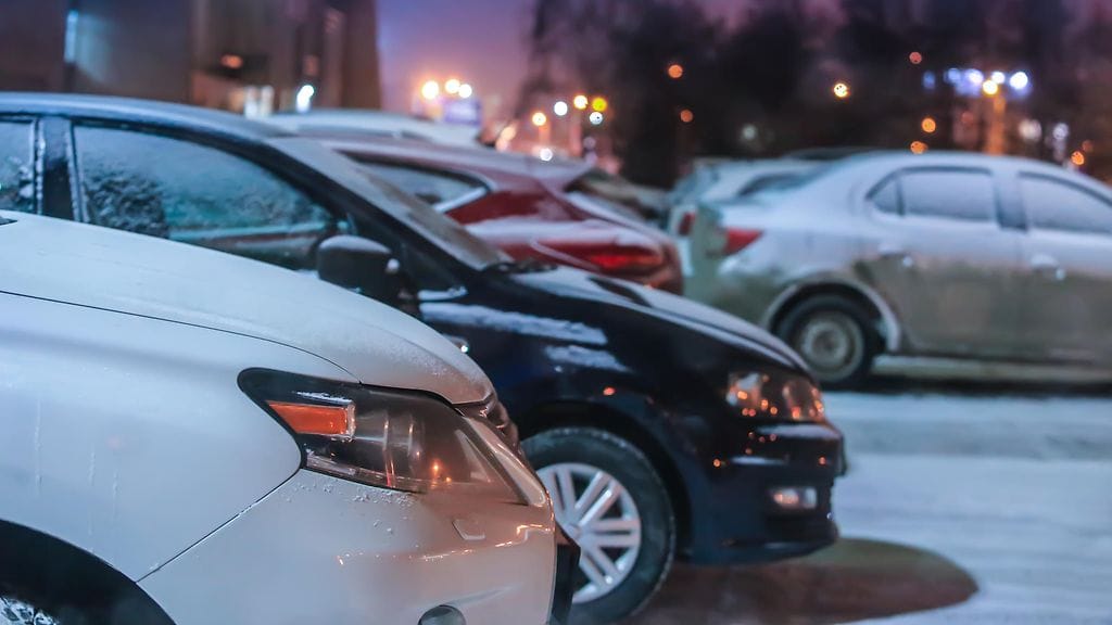 Muista varvovaisuus ruuhkaisilla parkkipaikoilla.