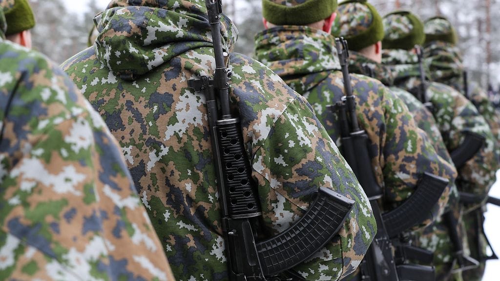 Rahan lainaaminen EU:sta puolustushankintoja varten ei ole Suomelle edullisin vaihtoehto, vaan puolustushankinnat kannattaisi tehdä kansallisella rahoituksella.