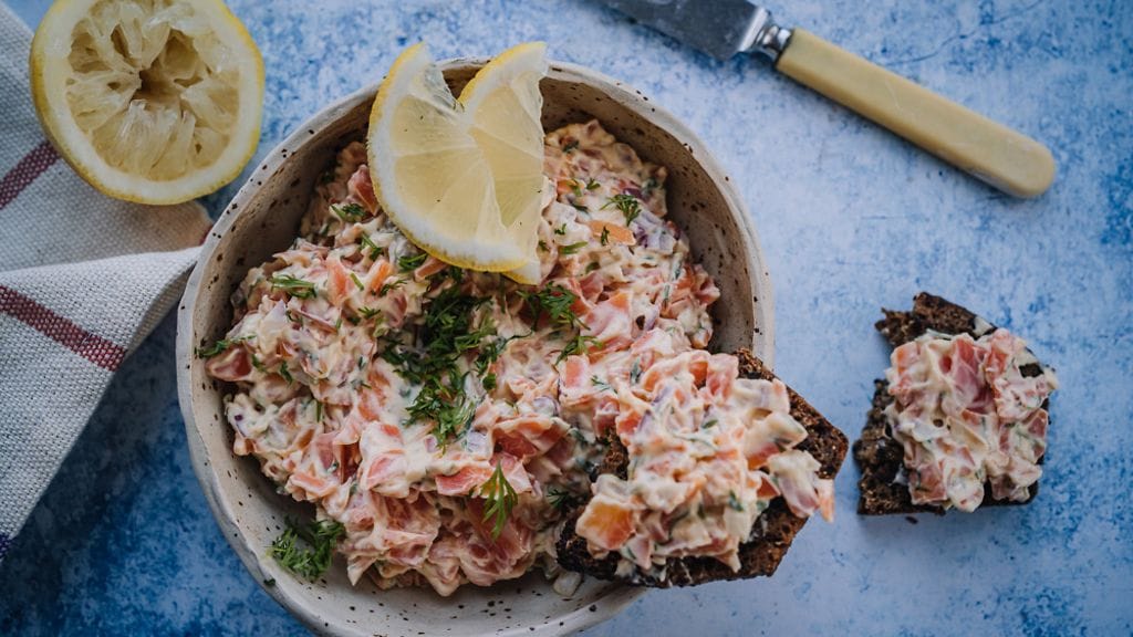 Porkkalatahna on helppo lisuke joulupöytään.