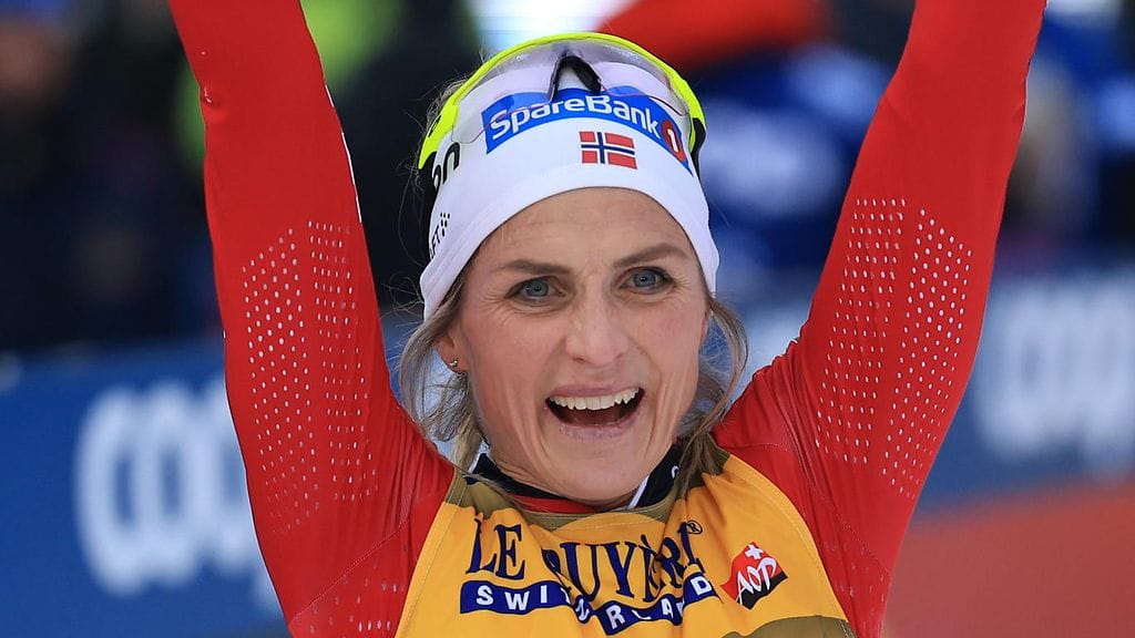 Therese Johaug juhli neljättä Tour de Skin kokonaisvoittoaan sunnuntaina.