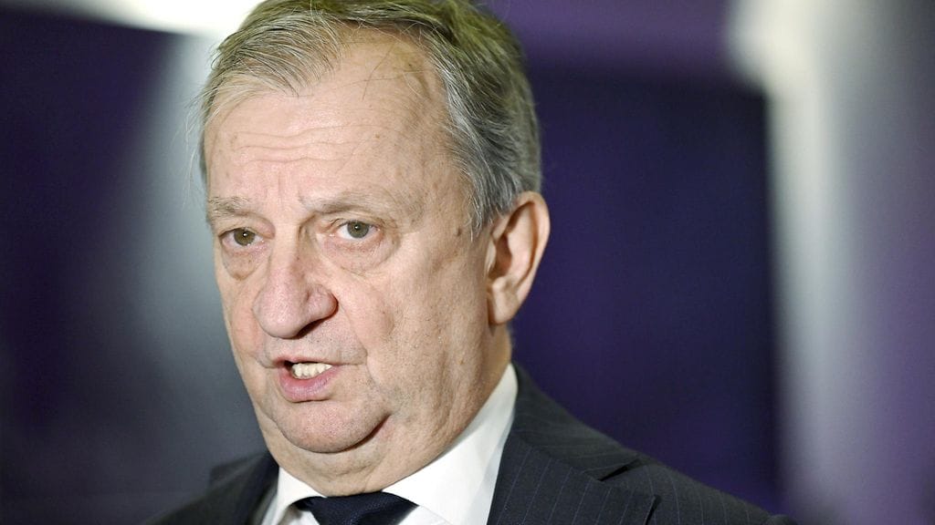 Harry "Hjallis" Harkimo kertoi Liike Nytin tulevaisuudesta ja tavoitteista tulevissa kunta-, alue- ja eduskuntavaaleissa tiedotustilaisuudessa Helsingissä.